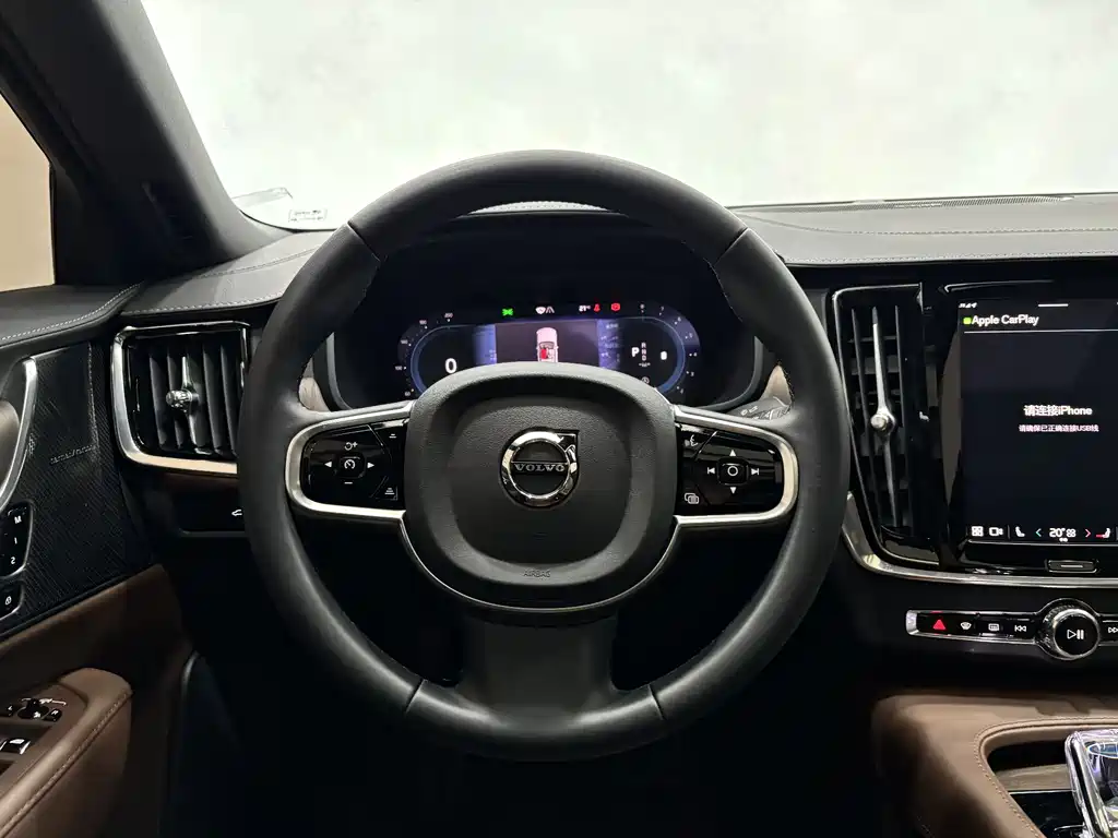 Volvo S90 2024 — фото 15