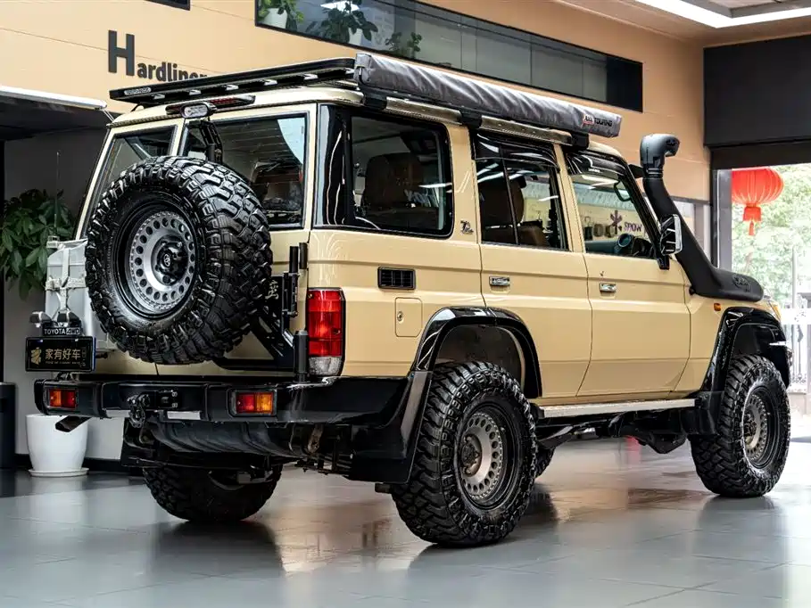 Toyota Land Cruiser 2024 — фото 4