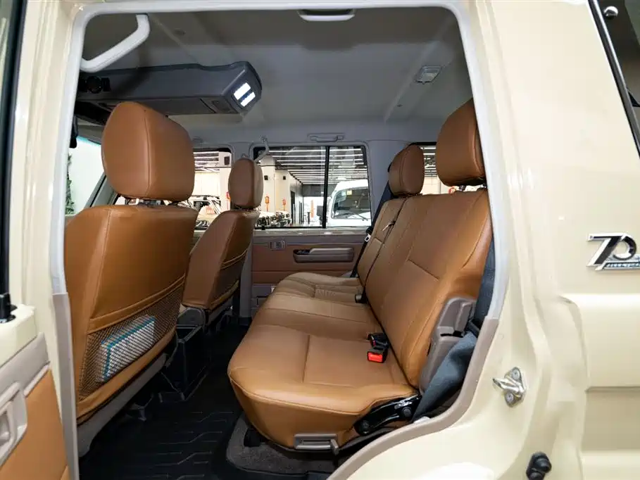 Toyota Land Cruiser 2024 — фото 11