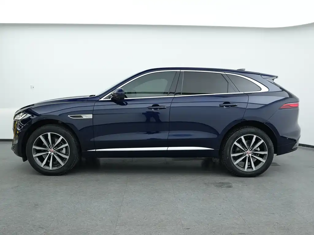 Jaguar F-PACE 2022 — фото 25