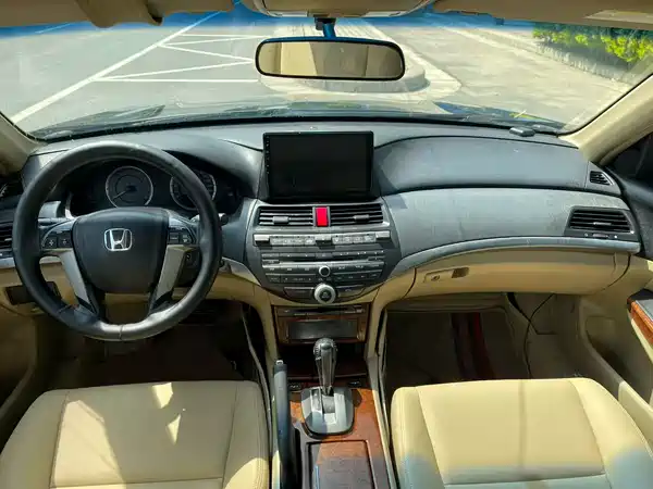 Honda Accord 2011