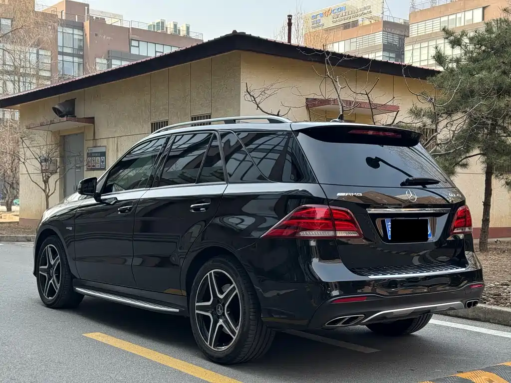 Mercedes-Benz GLE AMG 2017 — фото 5