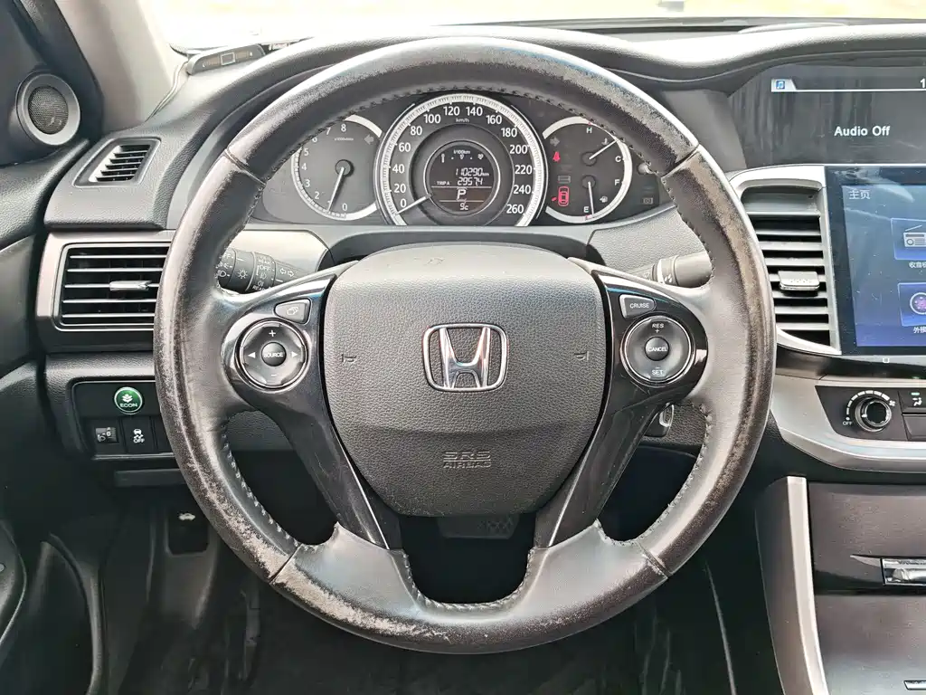 Honda Accord 2016 — фото 10