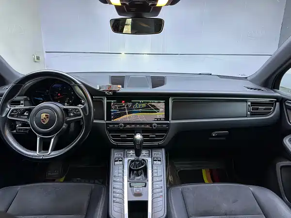 Porsche Macan 2018