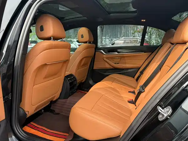BMW 5 Series 2019