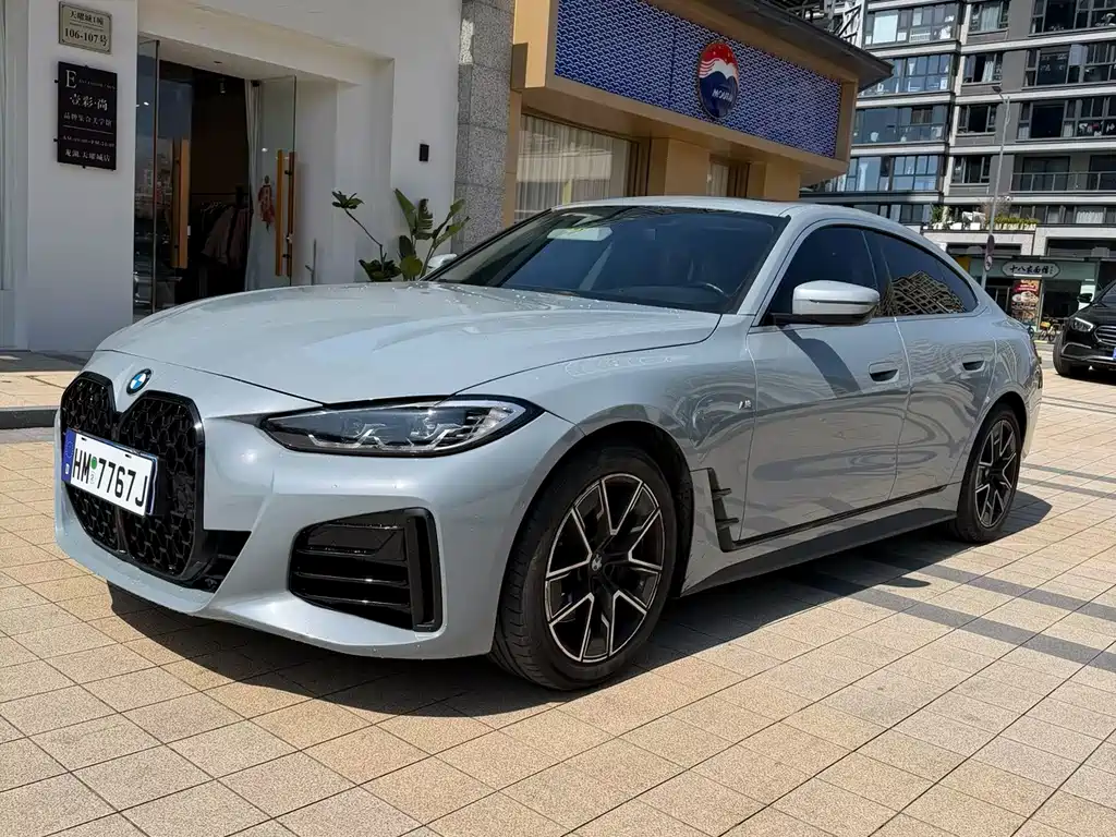 BMW 4 Series 2022 — фото 1