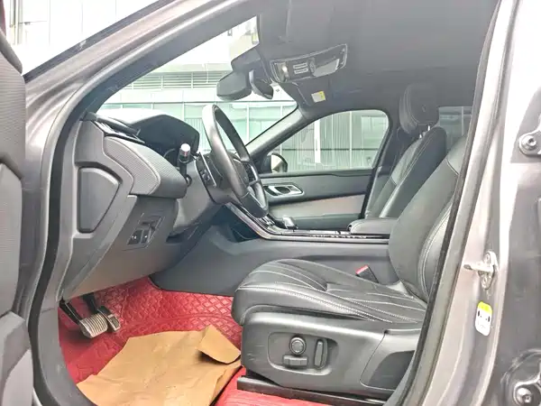 Land Rover Range Rover Velar 2021