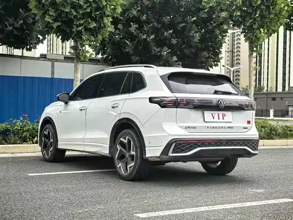 Volkswagen Tiguan L 2025