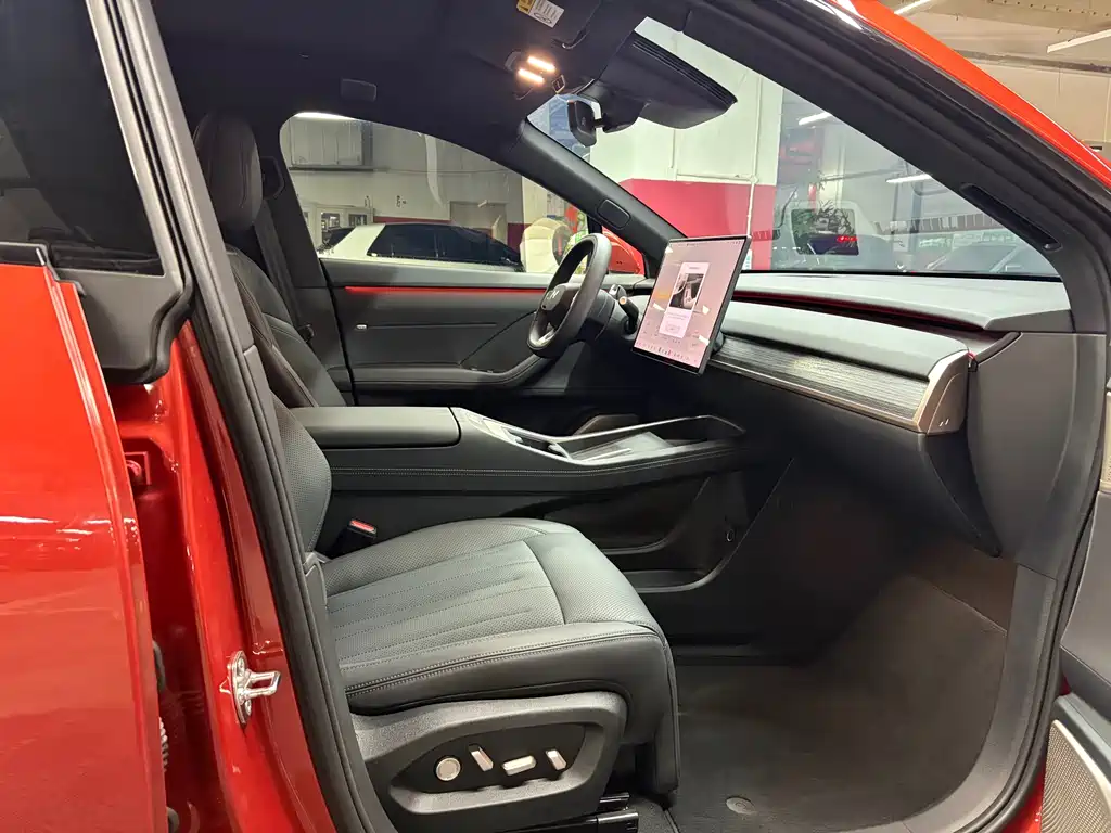 ONVO L60 2024