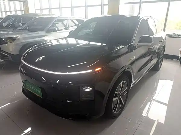 Li Auto L6 2024
