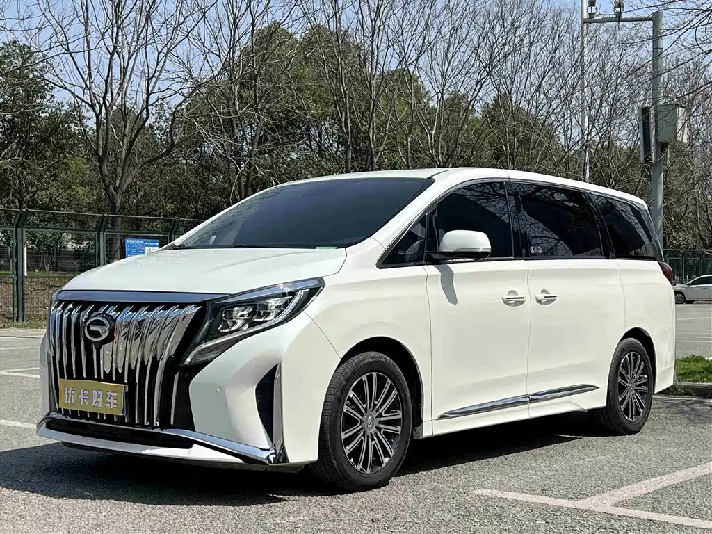 GAC Motor Trumpchi M8 2021 — фото 1