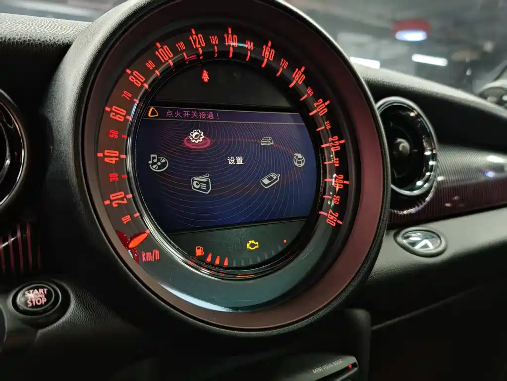 MINI Clubman 2012 — фото 21