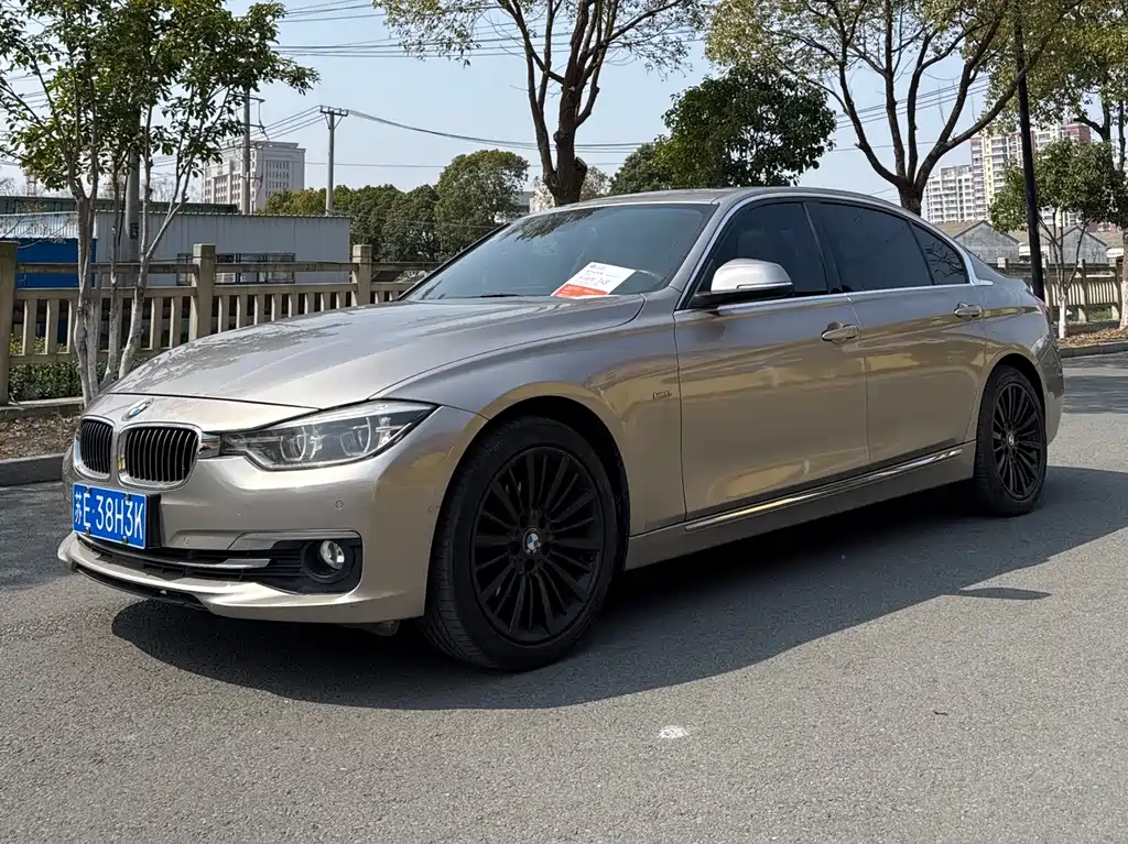 BMW 3 Series 2016 — фото 1