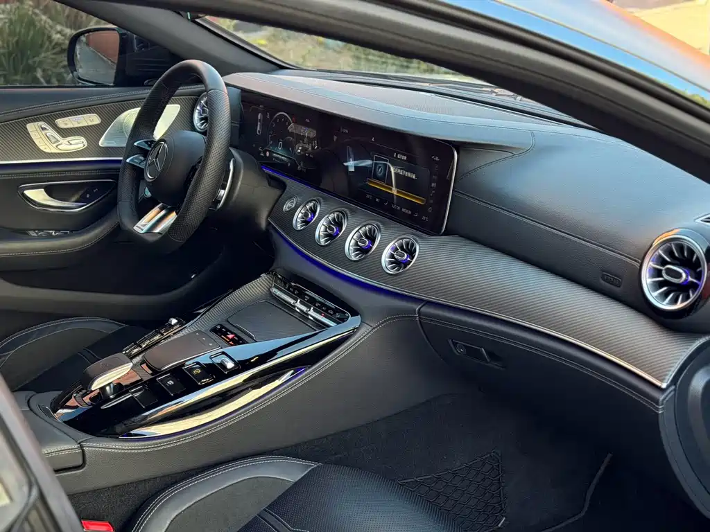 Mercedes-Benz AMG GT 2020 — фото 16
