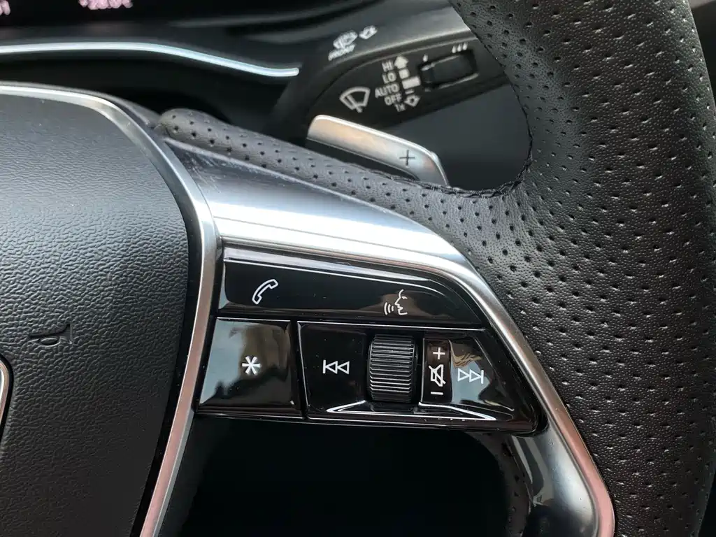 Audi A7L 2022 — фото 13