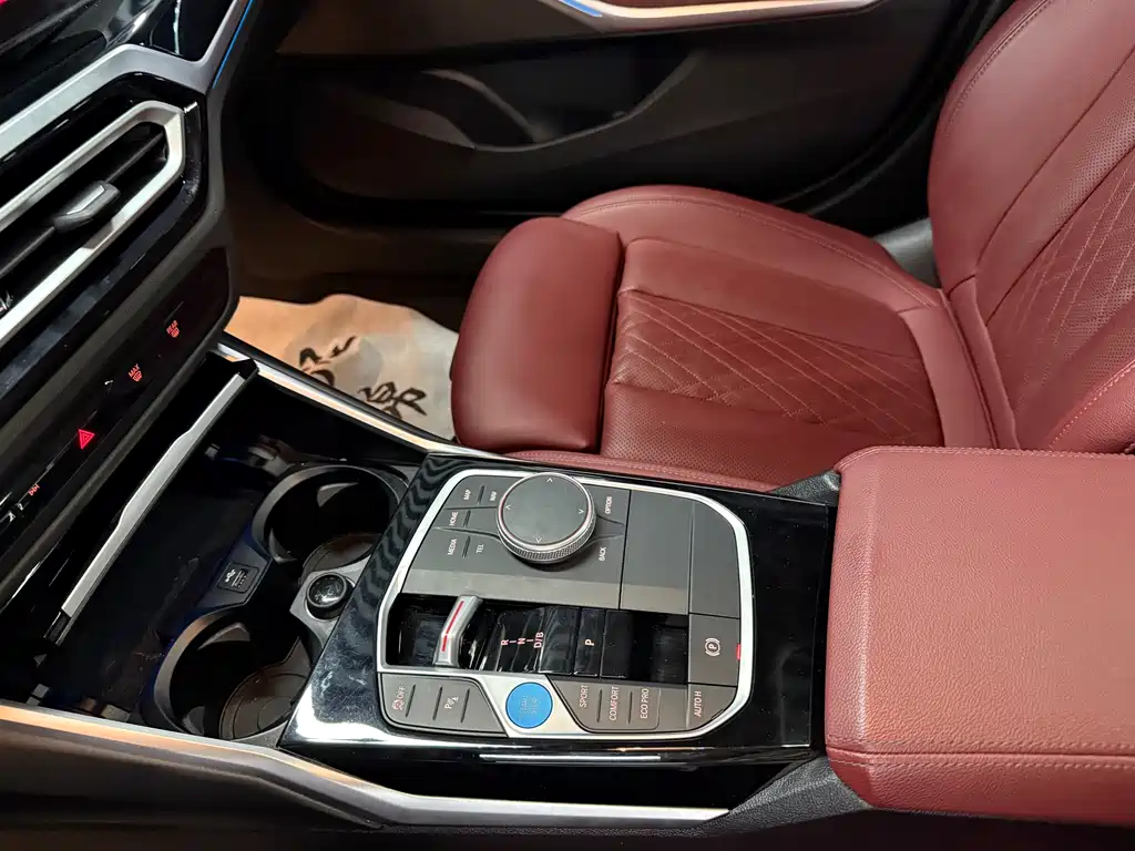 BMW i3 2023 — фото 11