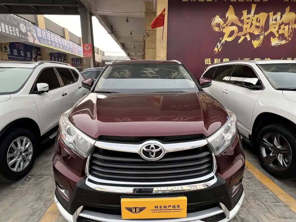 Toyota Highlander 2015 — фото 2