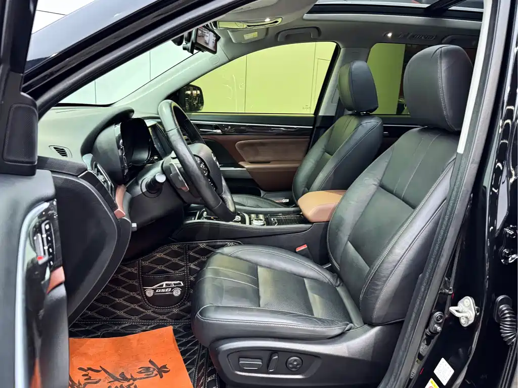 GAC Motor Trumpchi GS8 2019 — фото 9