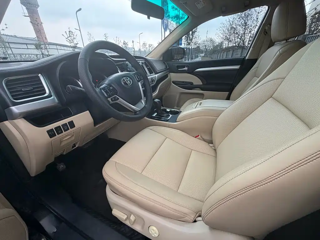 Toyota Highlander 2017