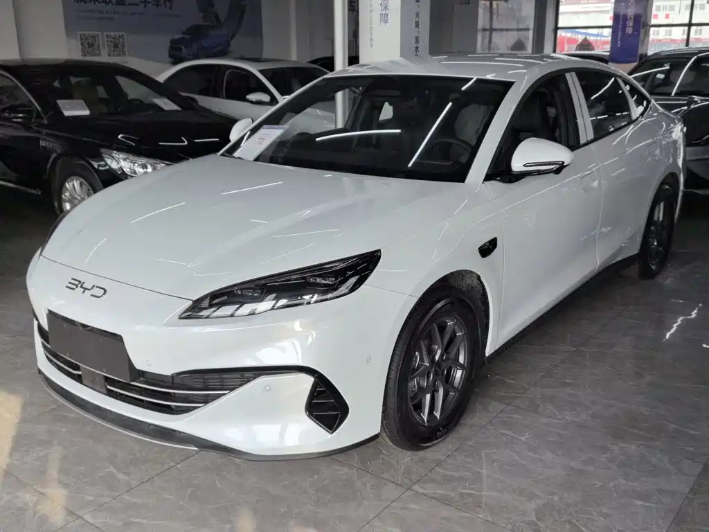 BYD Seal 06 2025