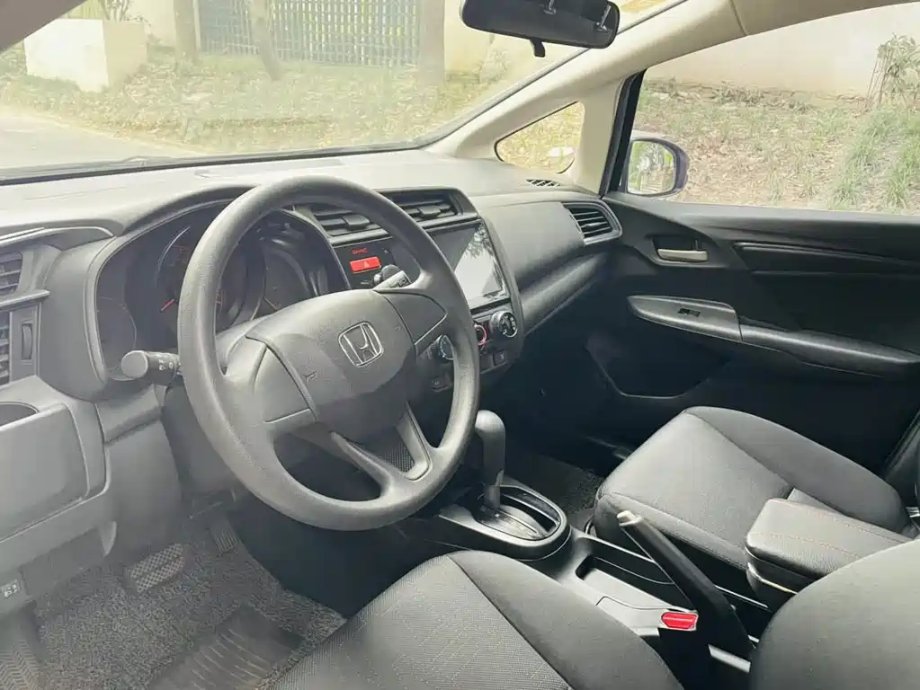 Honda Fit 2016 — фото 7