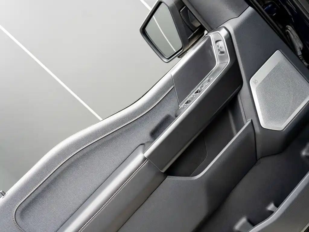 Ford F-150 Raptor 2025 — фото 11