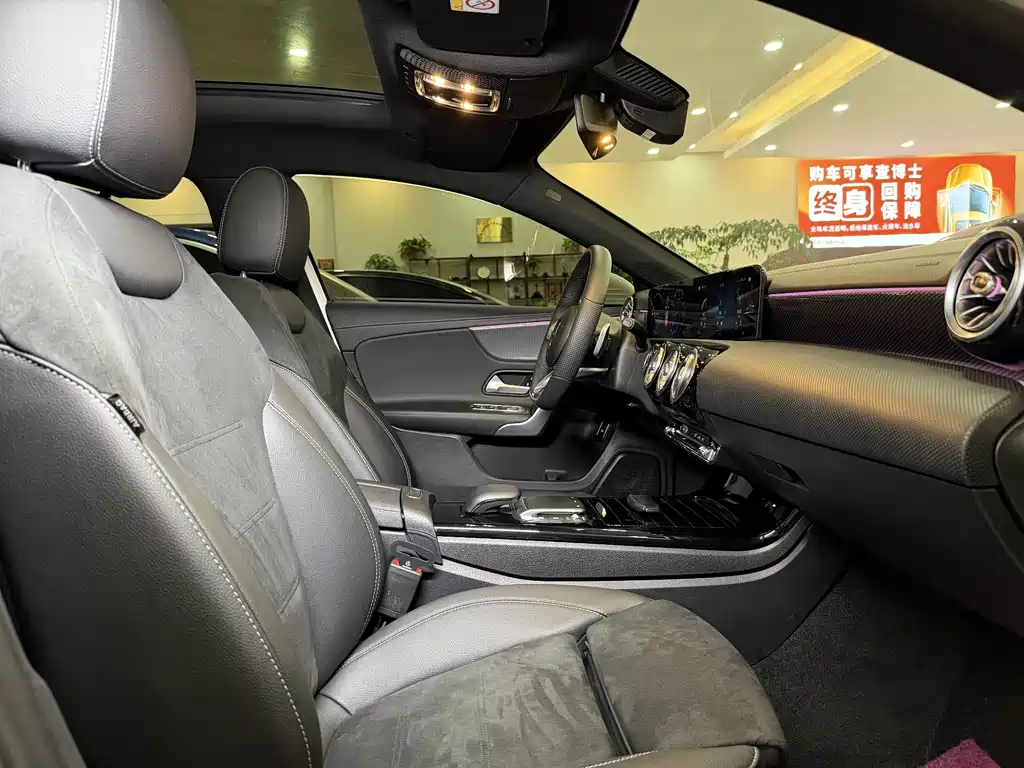 Mercedes-Benz A-Class 2020 — фото 11