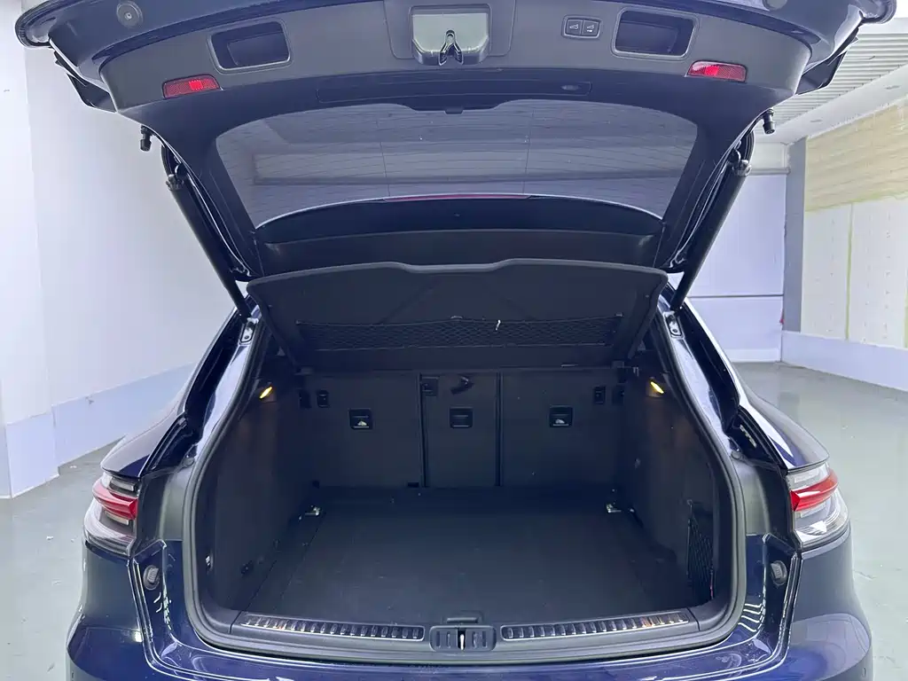 Porsche Macan 2019 — фото 14