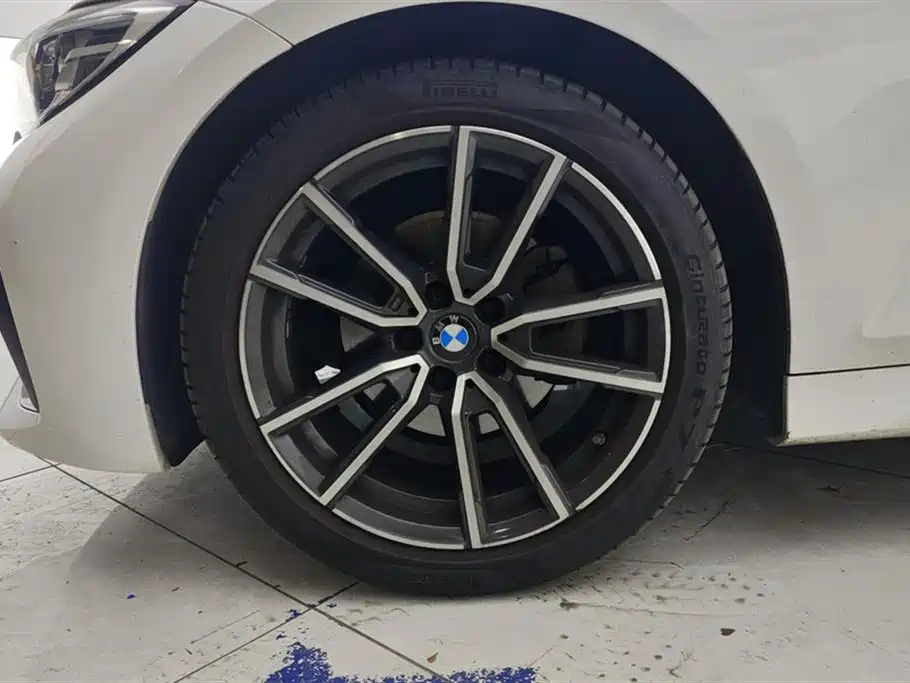 BMW 3 Series 2021