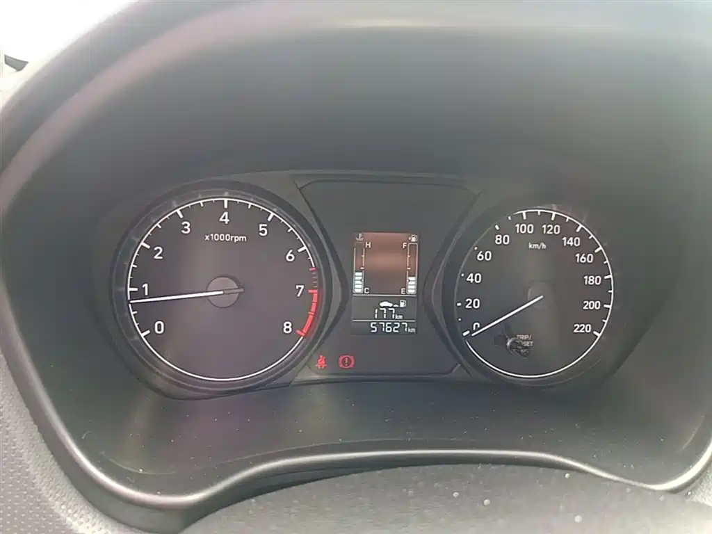 Hyundai Verna 2018 — фото 12