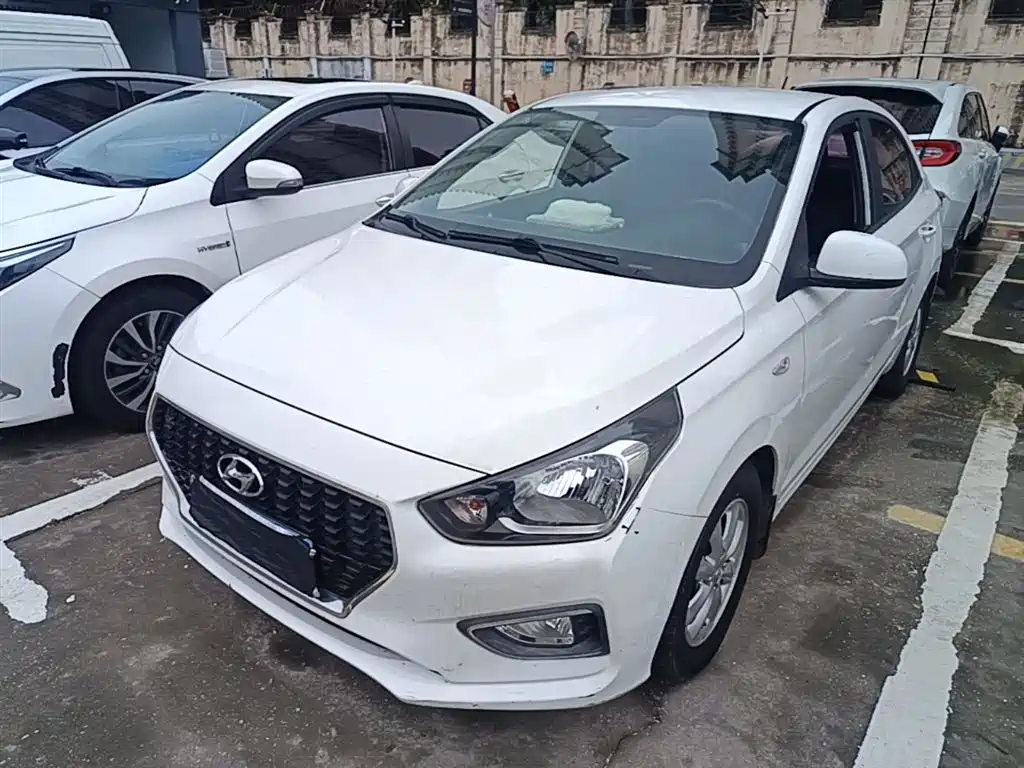 Hyundai Verna 2018 — фото 2