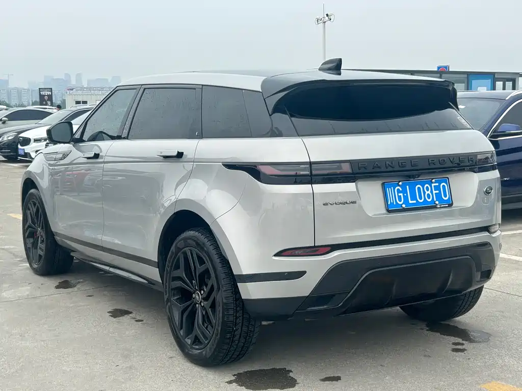Land Rover Evoque 2024 — фото 6