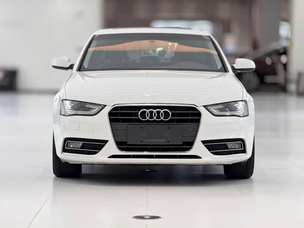 Audi A4L 2013