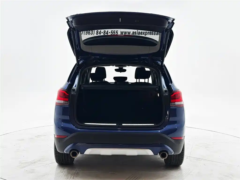 BMW X1 2021 — фото 8