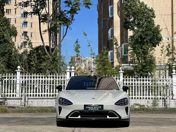 Xiaomi SU7 2025