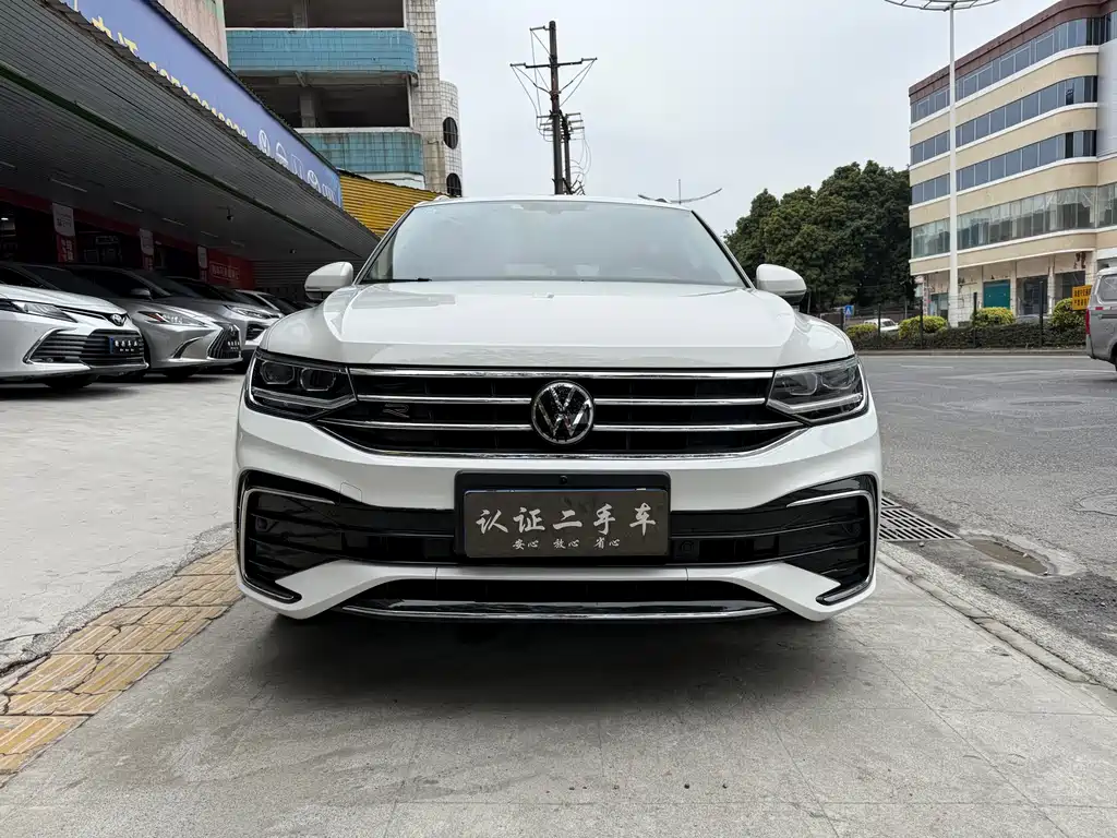 Volkswagen Tiguan L 2022