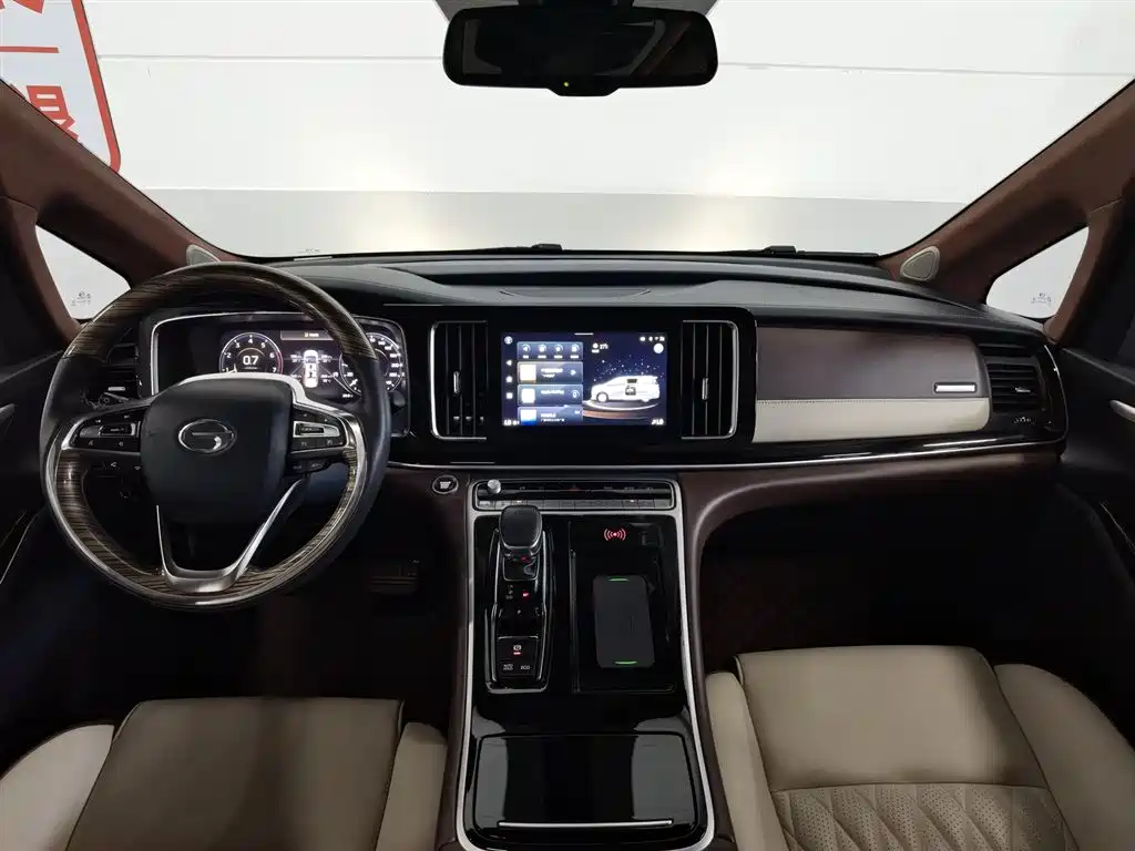 GAC Motor Trumpchi M8 2022 — фото 5