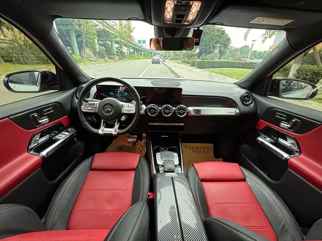 Mercedes-Benz GLB AMG 2023 — фото 10
