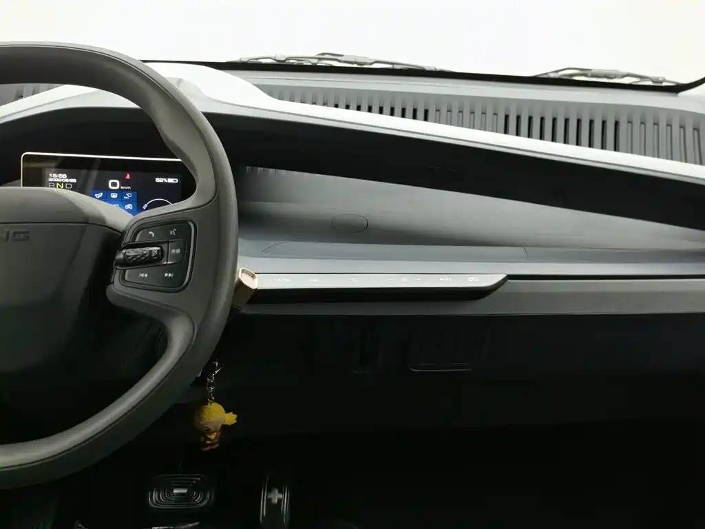 Wuling Nano EV 2022 — фото 12