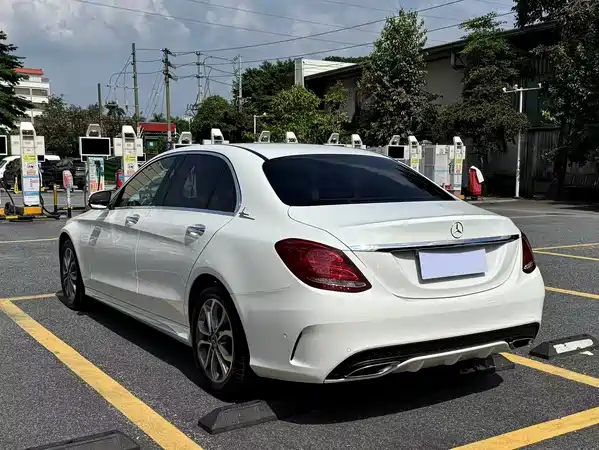 Mercedes-Benz C-Class 2018
