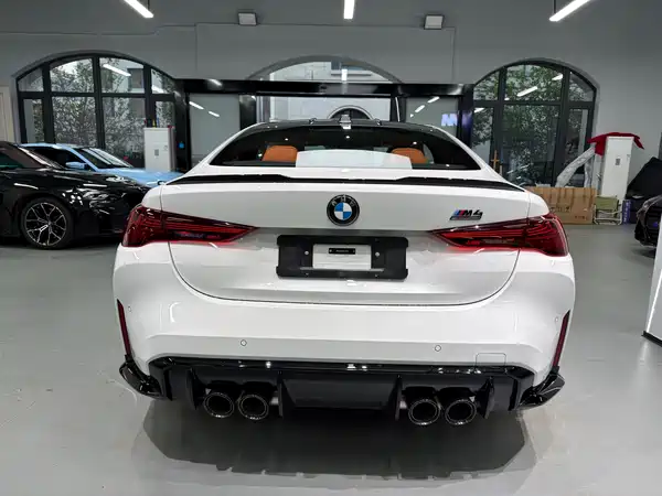 BMW M4 2024