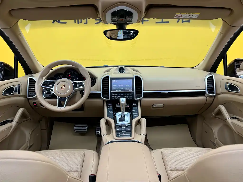 Porsche Cayenne 2016 — фото 8