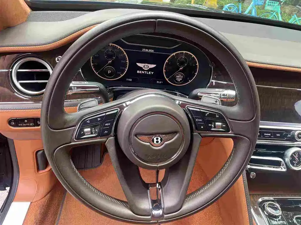 Bentley Flying Spur 2020 — фото 10