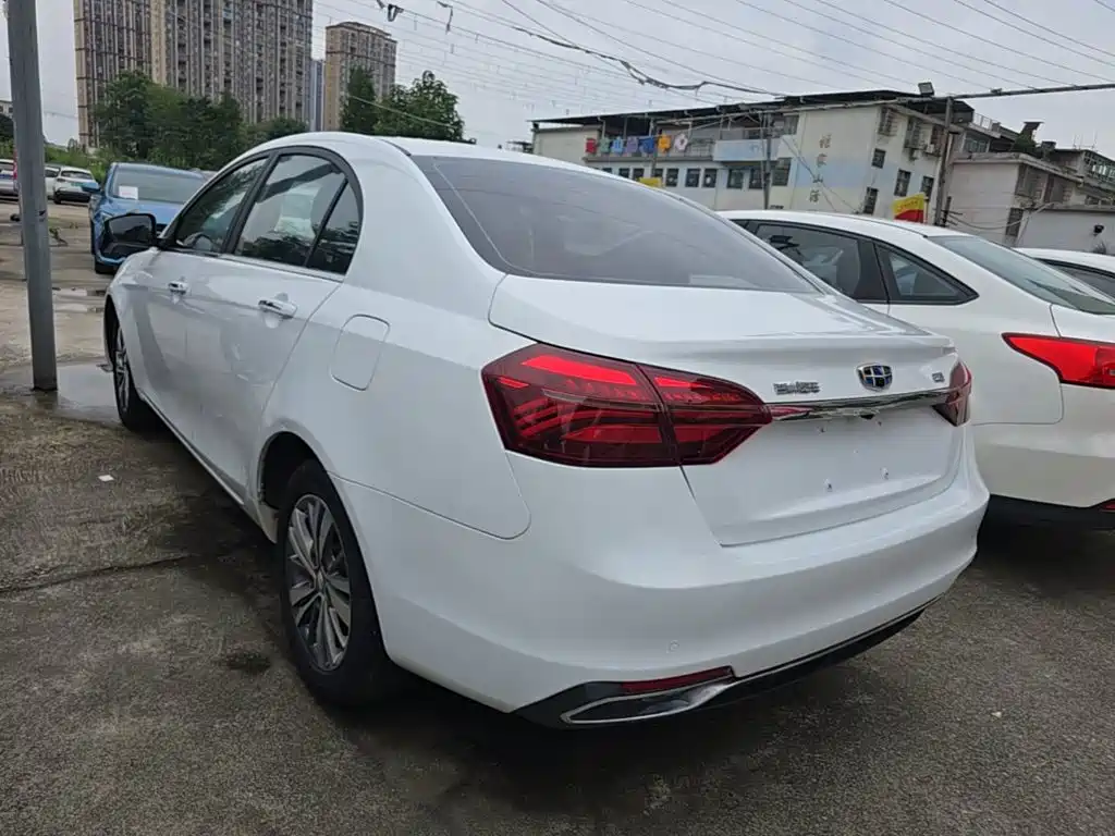 Geely Emgrand 2019
