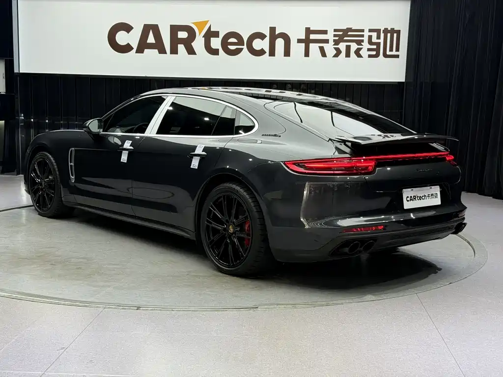 Porsche Panamera 2019 — фото 5