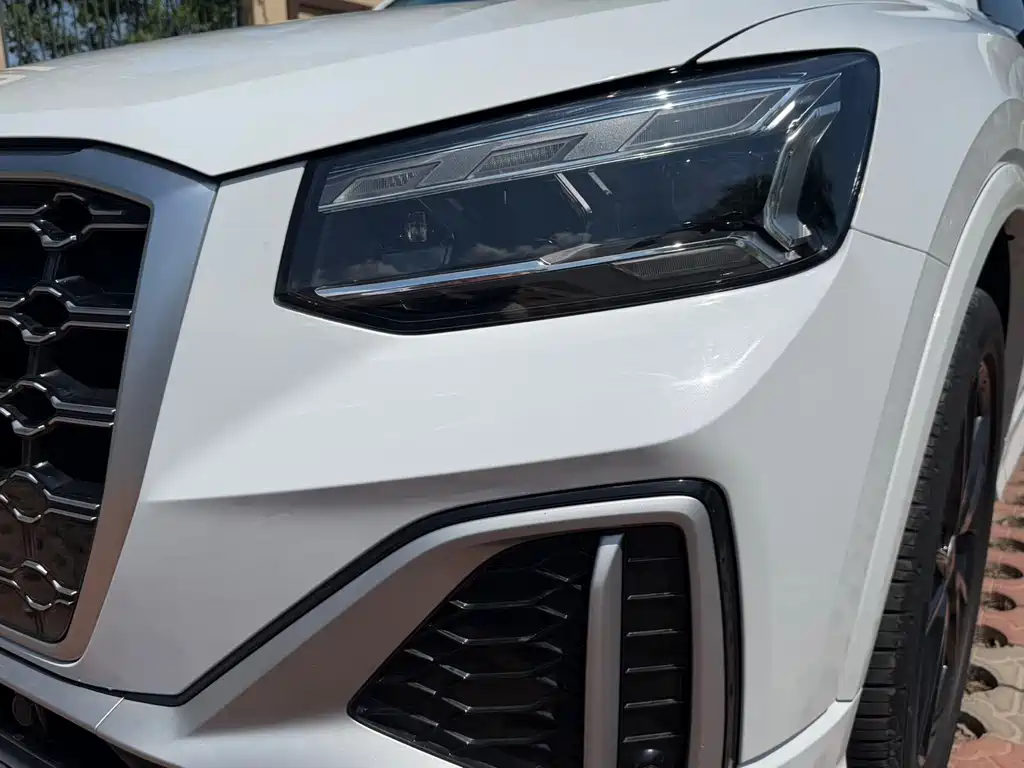 Audi Q2L 2022