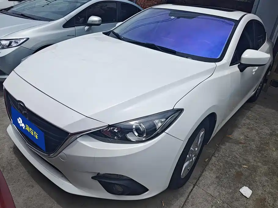 Mazda 3 Axela 2017 — фото 1