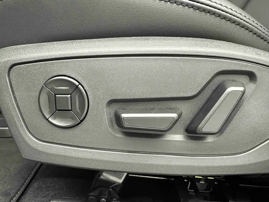 Audi A3 2022 — фото 10
