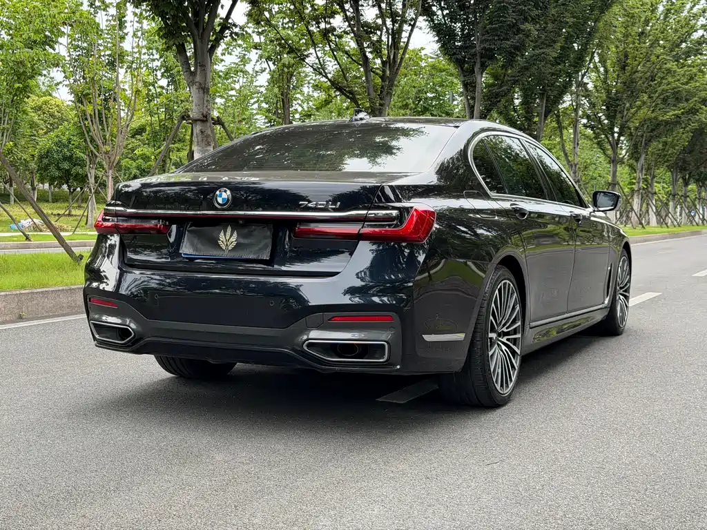 BMW 7 Series 2020 — фото 14