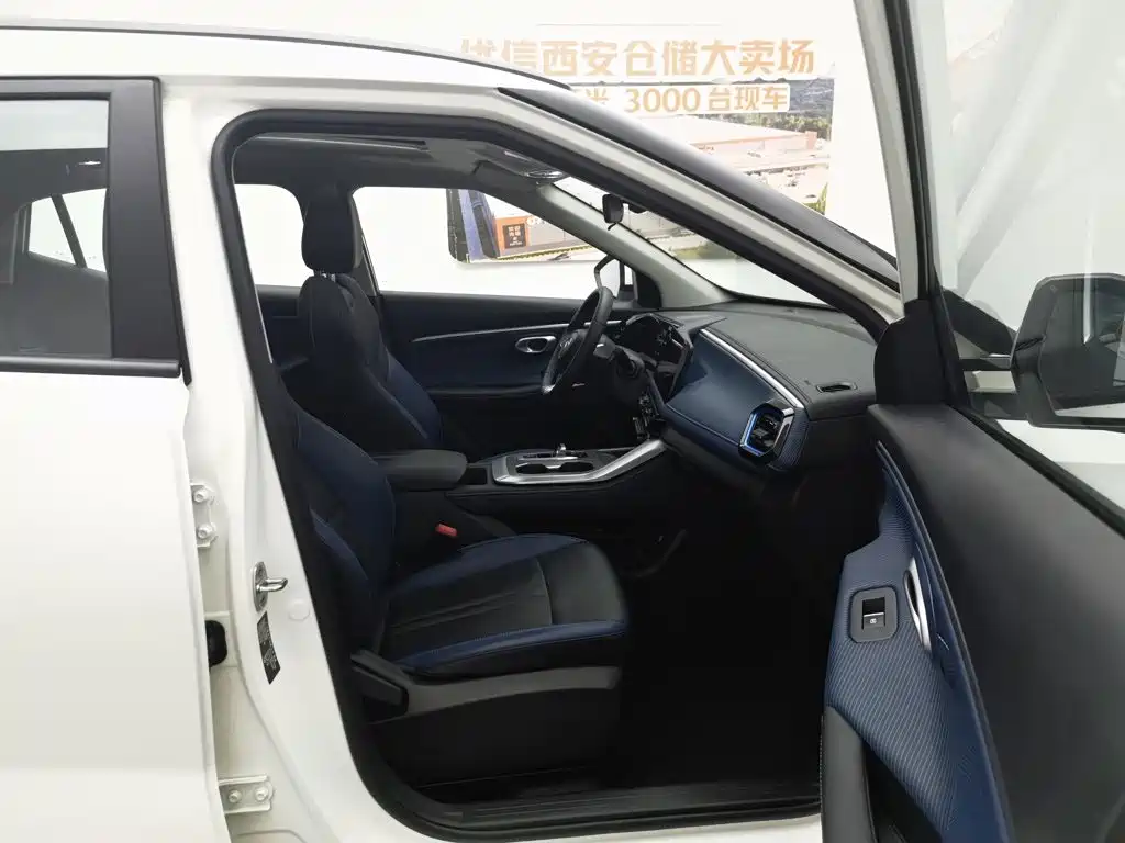 GAC Trumpchi GS3 2025 — фото 23